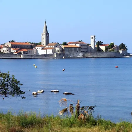 Apartman With Parking Space - 6923 *