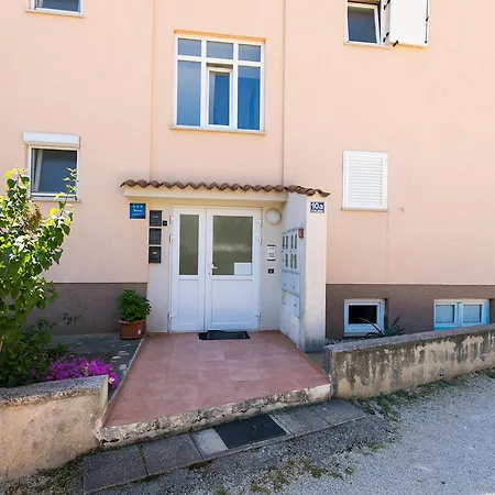 Daire With Parking Space - 6923