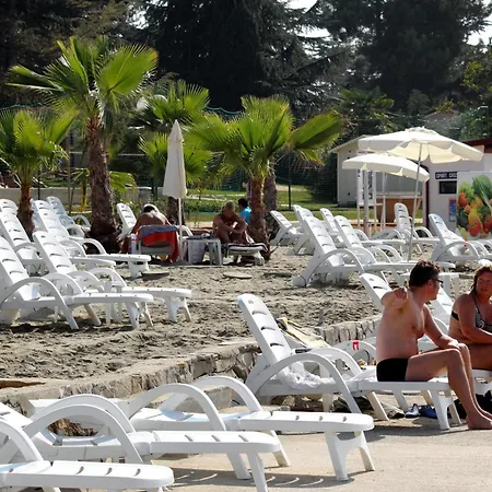 Daire With Parking Space - 6923 *